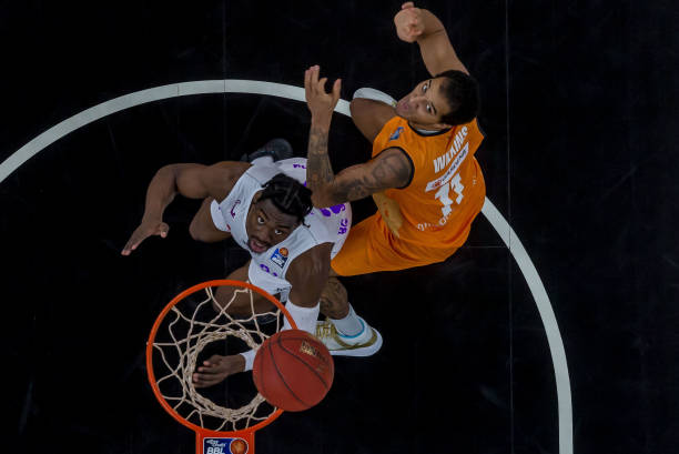 立下了汗马 立下了汗马