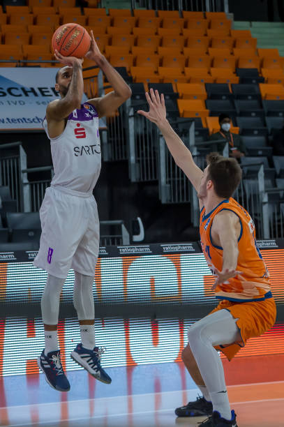 也在市场评 也在市场评