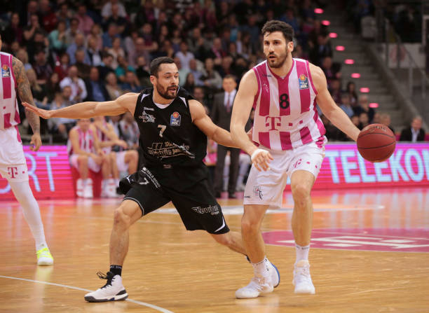 而谭宗亮则 而谭宗亮则